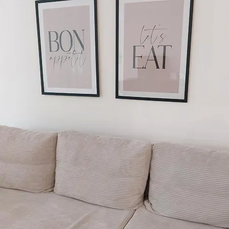 Apartmán Place2stay Gloggnitz2 *