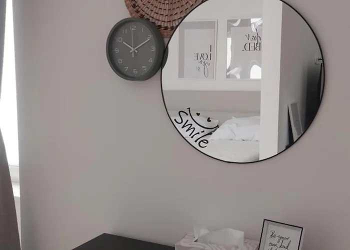 Apartamento Place2stay Gloggnitz2 *