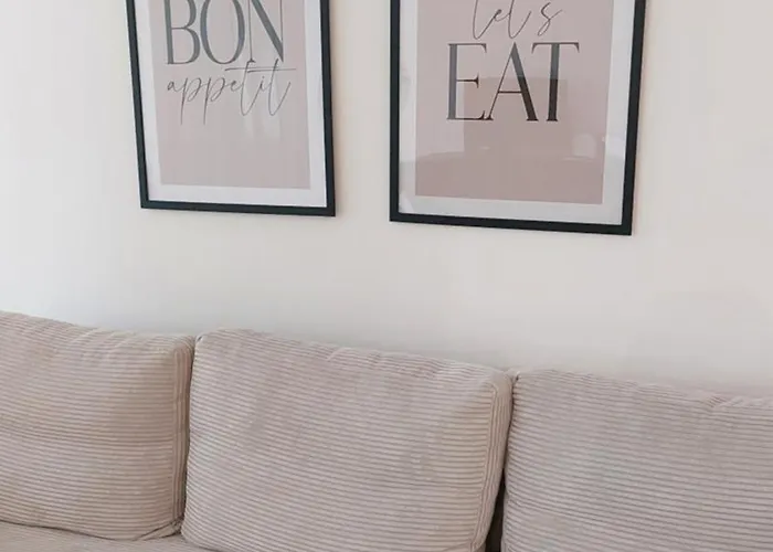 Appartement Place2stay Gloggnitz2 *